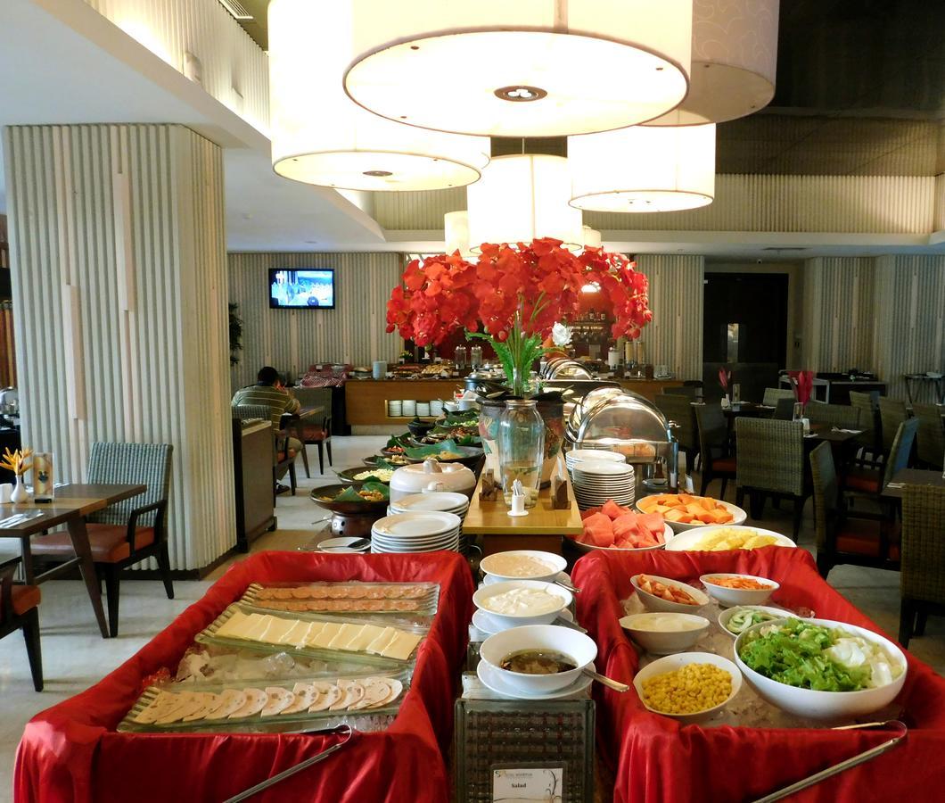 Soll Marina Hotel & Conference Center Bangka Pangkal Pinang Exterior photo