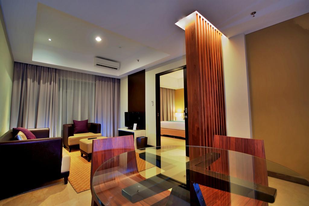 Soll Marina Hotel & Conference Center Bangka Pangkal Pinang Exterior photo